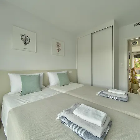 Rennes Arenal Playa 3 *